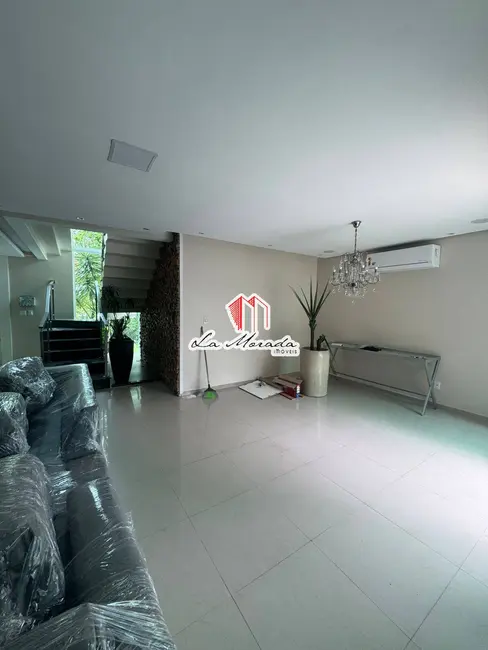 Foto 4 de Casa de Condomínio com 3 quartos para alugar, 380m2 em Tarumã, Manaus - AM