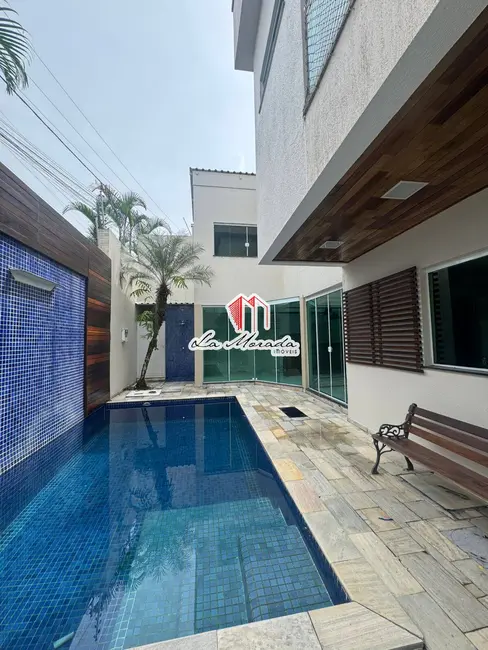 Foto 2 de Casa de Condomínio com 3 quartos para alugar, 380m2 em Tarumã, Manaus - AM