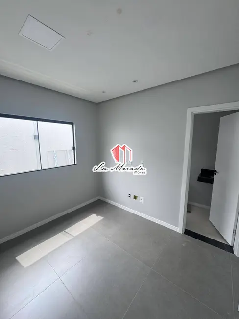 Foto 3 de Casa de Condomínio com 3 quartos à venda, 180m2 em Ponta Negra, Manaus - AM