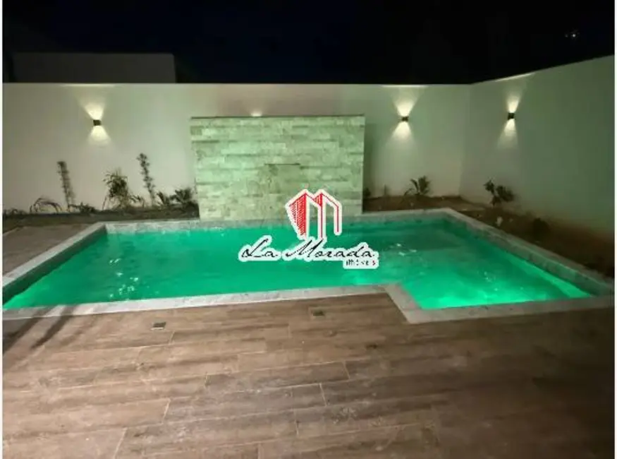 Foto 2 de Casa com 4 quartos à venda, 320m2 em Ponta Negra, Manaus - AM