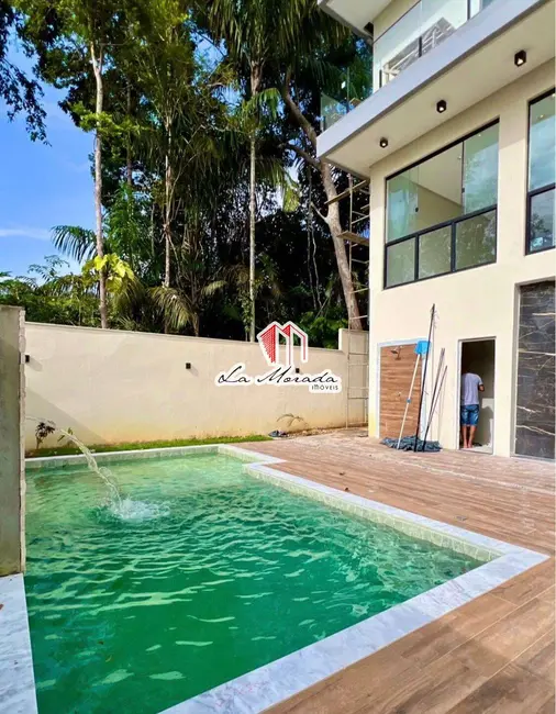 Foto 1 de Casa com 4 quartos à venda, 320m2 em Ponta Negra, Manaus - AM