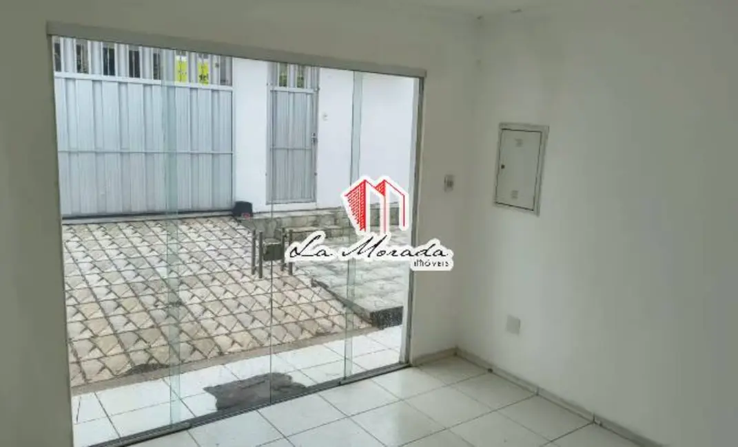 Casa com 7 quartos para alugar, 360m2 em Dom Pedro I, Manaus - AM - imagem 2 Foto 2 de Casa com 7 quartos para alugar, 360m2 em Dom Pedro I, Manaus - AM