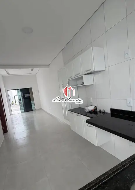 Casa com 2 quartos para alugar, 112m2 em Flores, Manaus - AM - imagem 6 Foto 6 de Casa com 2 quartos para alugar, 112m2 em Flores, Manaus - AM