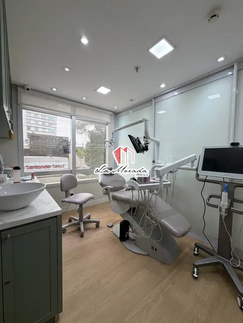 Sala Comercial à venda, 33m2 em Adrianópolis, Manaus - AM - imagem 1 Foto 1 de Sala Comercial à venda, 33m2 em Adrianópolis, Manaus - AM