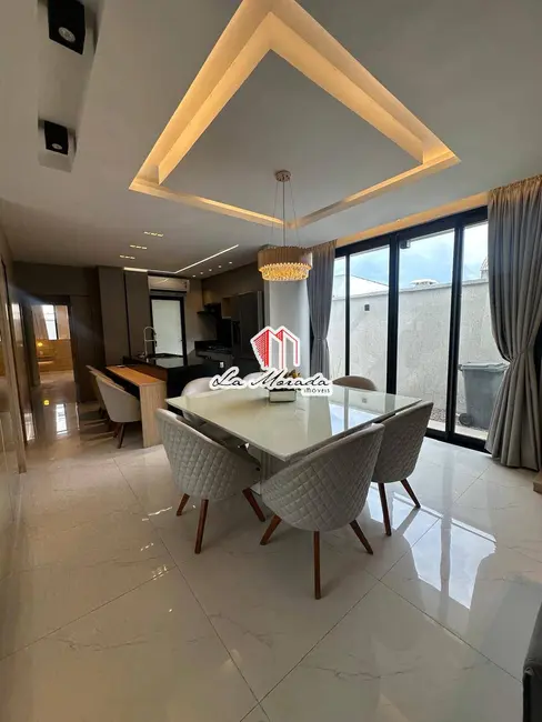 Foto 1 de Casa de Condomínio com 4 quartos à venda, 160m2 em Flores, Manaus - AM