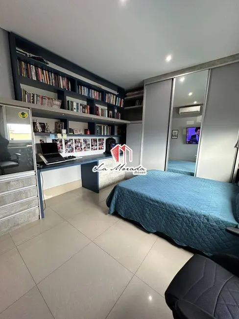 Casa de Condomínio com 4 quartos para alugar, 406m2 em Flores, Manaus - AM - imagem 9 Foto 9 de Casa de Condomínio com 4 quartos para alugar, 406m2 em Flores, Manaus - AM