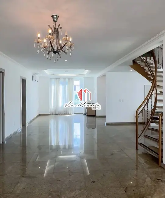 Foto 1 de Casa com 5 quartos à venda, 370m2 em Ponta Negra, Manaus - AM