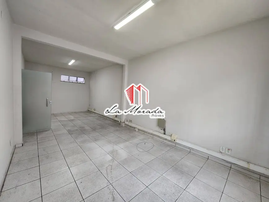 Sala Comercial para alugar, 180m2 em Nossa Senhora das Graças, Manaus - AM - imagem 4 Foto 4 de Sala Comercial para alugar, 180m2 em Nossa Senhora das Graças, Manaus - AM