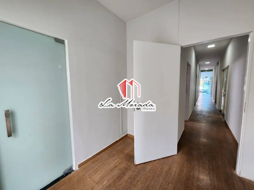 Sala Comercial para alugar, 180m2 em Nossa Senhora das Graças, Manaus - AM - imagem 5 Foto 5 de Sala Comercial para alugar, 180m2 em Nossa Senhora das Graças, Manaus - AM