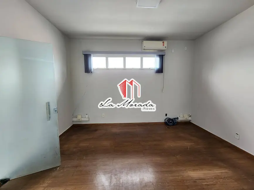 Sala Comercial para alugar, 180m2 em Nossa Senhora das Graças, Manaus - AM - imagem 2 Foto 2 de Sala Comercial para alugar, 180m2 em Nossa Senhora das Graças, Manaus - AM