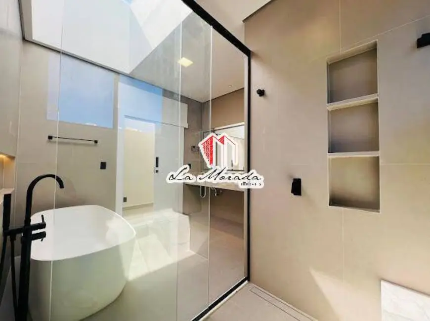 Foto 3 de Casa de Condomínio com 4 quartos à venda, 300m2 em Ponta Negra, Manaus - AM