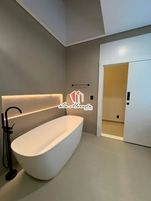 Foto 9 de Casa de Condomínio com 4 quartos à venda, 300m2 em Ponta Negra, Manaus - AM