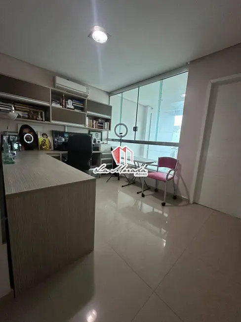 Casa com 3 quartos à venda, 235m2 em Flores, Manaus - AM - imagem 7 Foto 7 de Casa com 3 quartos à venda, 235m2 em Flores, Manaus - AM