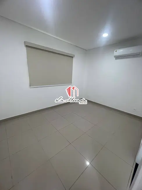 Casa com 4 quartos à venda, 215m2 em Flores, Manaus - AM - imagem 5 Foto 5 de Casa com 4 quartos à venda, 215m2 em Flores, Manaus - AM