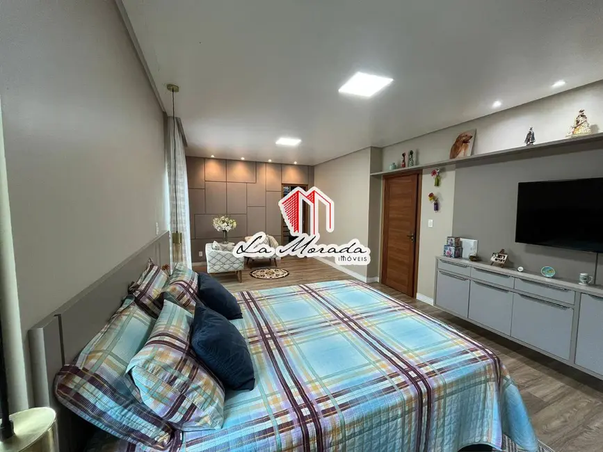 Foto 9 de Casa com 4 quartos à venda, 310m2 em Flores, Manaus - AM