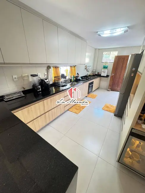 Foto 9 de Casa com 3 quartos à venda, 200m2 em São José Operário, Manaus - AM