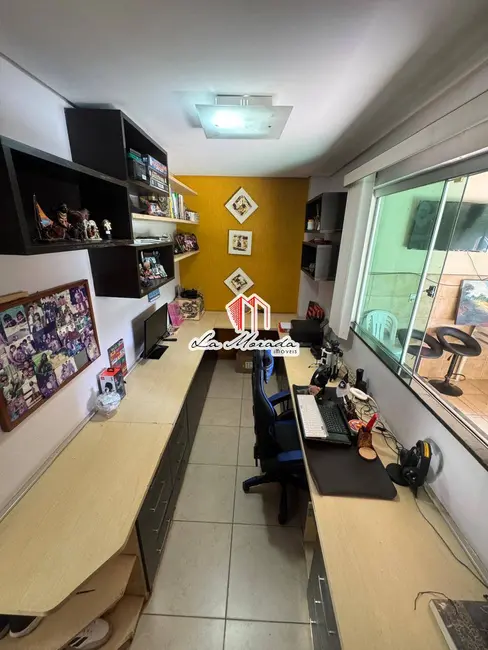 Foto 6 de Casa com 3 quartos à venda, 200m2 em São José Operário, Manaus - AM