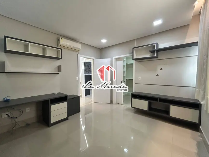 Foto 2 de Casa com 4 quartos para alugar, 250m2 em Ponta Negra, Manaus - AM