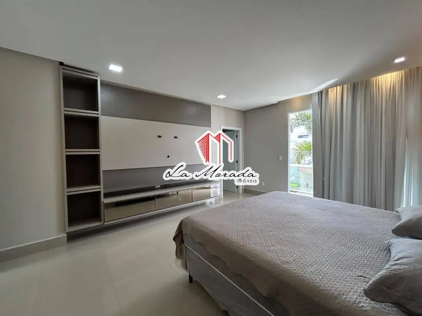 Foto 3 de Casa com 4 quartos para alugar, 250m2 em Ponta Negra, Manaus - AM
