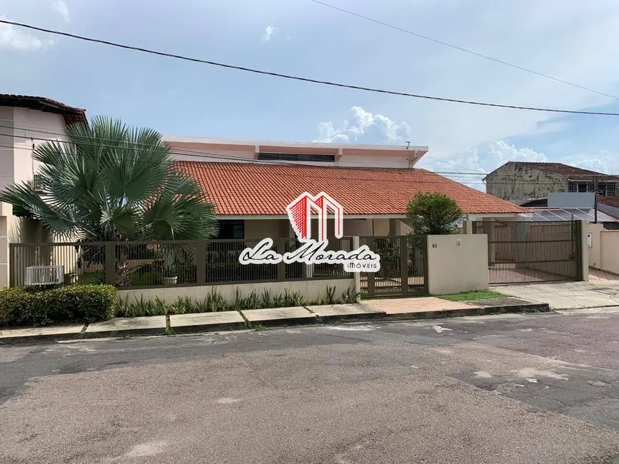 Foto 1 de Casa com 3 quartos à venda, 280m2 em Chapada, Manaus - AM