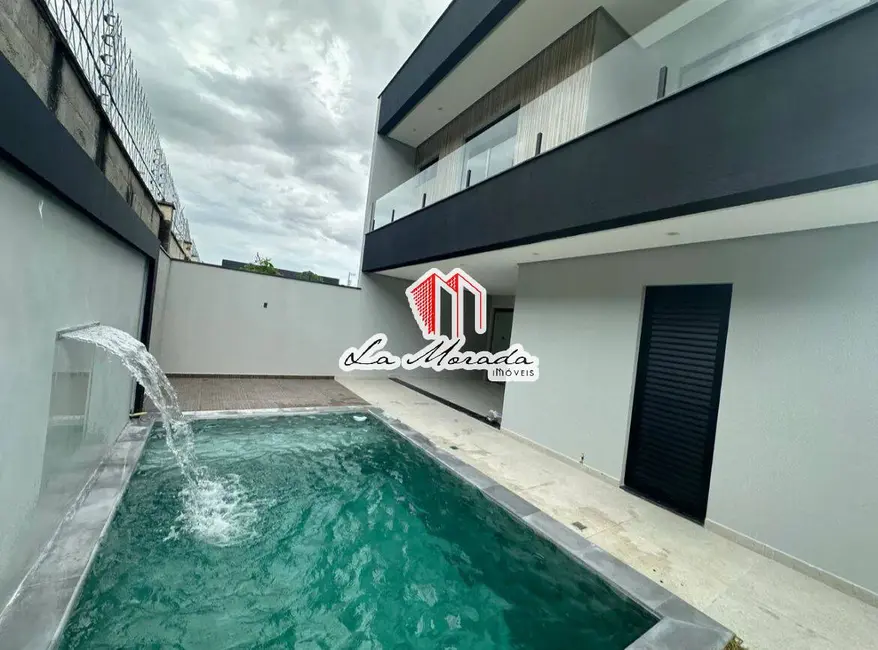 Foto 2 de Casa com 4 quartos à venda, 233m2 em Ponta Negra, Manaus - AM