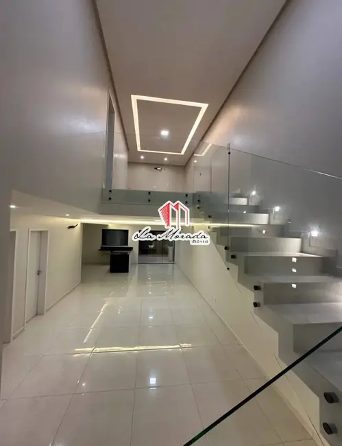 Foto 8 de Casa com 4 quartos à venda, 233m2 em Ponta Negra, Manaus - AM