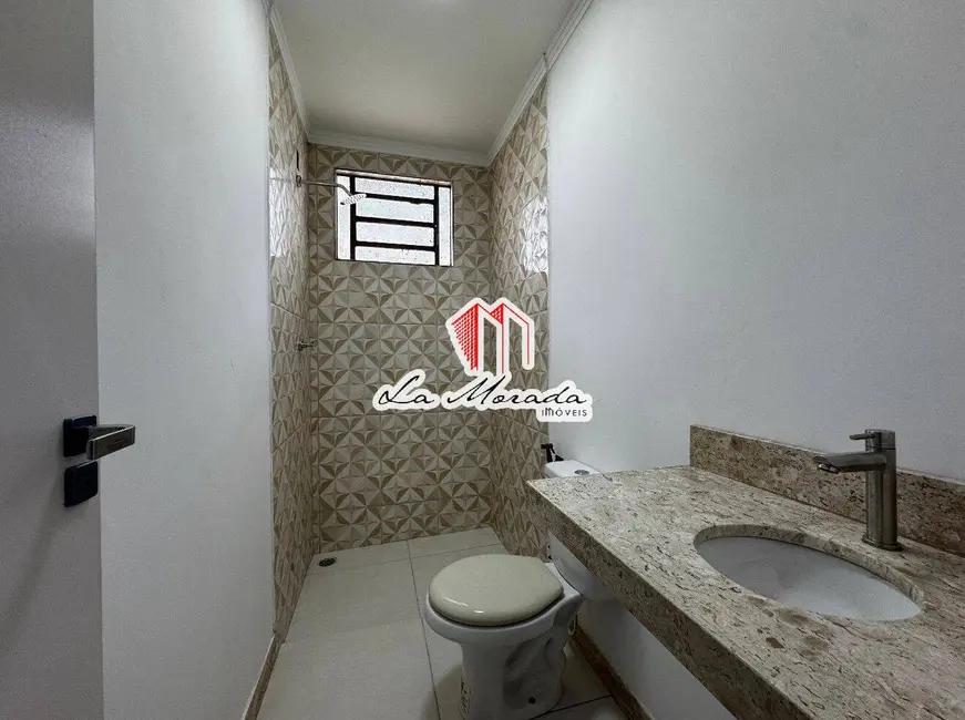 Foto 3 de Casa com 3 quartos à venda, 200m2 em Flores, Manaus - AM