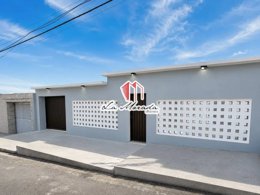 Foto 1 de Casa com 3 quartos à venda, 200m2 em Flores, Manaus - AM