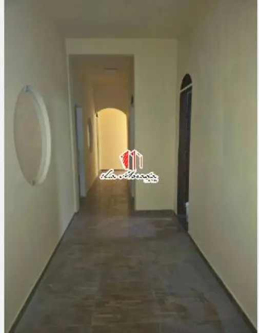 Casa com 5 quartos à venda, 200m2 em Novo Aleixo, Manaus - AM - imagem 4 Foto 4 de Casa com 5 quartos à venda, 200m2 em Novo Aleixo, Manaus - AM