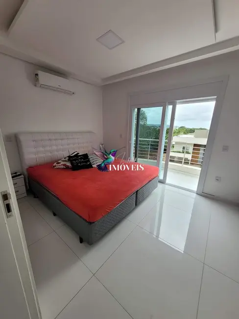 Casa de Condomínio com 4 quartos à venda, 534m2 em São Lucas, Viamao - RS - imagem 4 Foto 4 de Casa de Condomínio com 4 quartos à venda, 534m2 em São Lucas, Viamao - RS