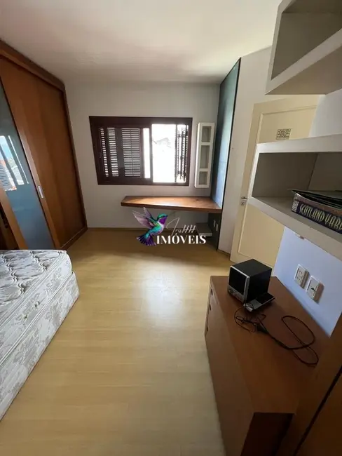 Foto 4 de Casa com 4 quartos à venda, 234m2 em Pinheiro, Sao Leopoldo - RS