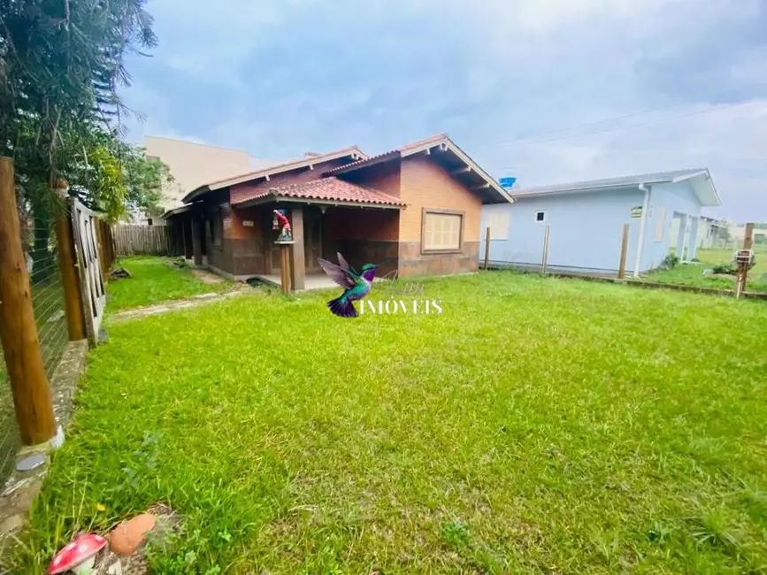 Casa com 3 quartos à venda, 125m2 em Torres - RS - imagem 3 Foto 3 de Casa com 3 quartos à venda, 125m2 em Torres - RS