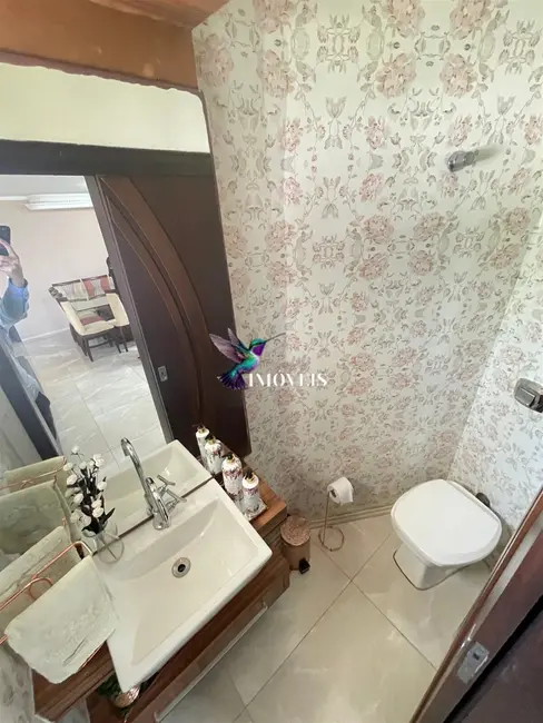 Casa com 4 quartos à venda, 240m2 em Centro, Torres - RS - imagem 9 Foto 9 de Casa com 4 quartos à venda, 240m2 em Centro, Torres - RS