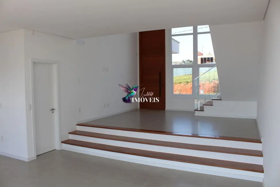 Foto 4 de Casa com 3 quartos à venda, 173m2 em Guaiba - RS