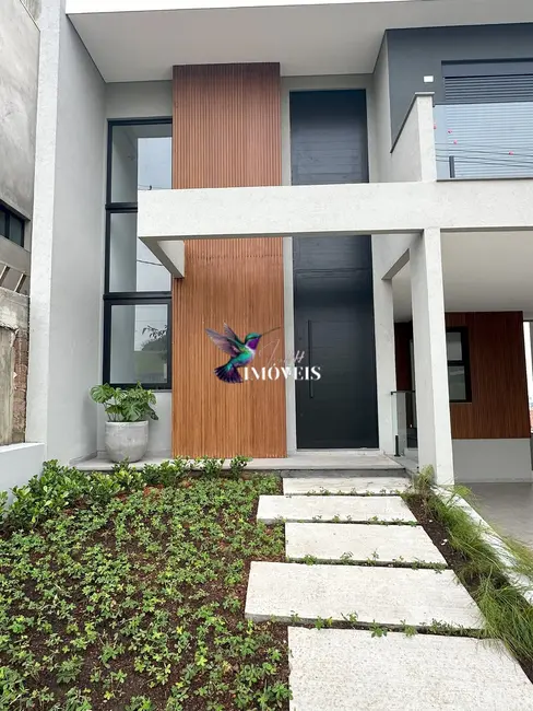 Foto 2 de Casa com 3 quartos à venda, 173m2 em Guaiba - RS