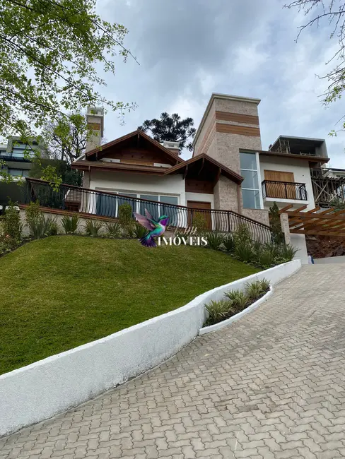 Foto 1 de Casa com 4 quartos à venda, 300m2 em Gramado - RS