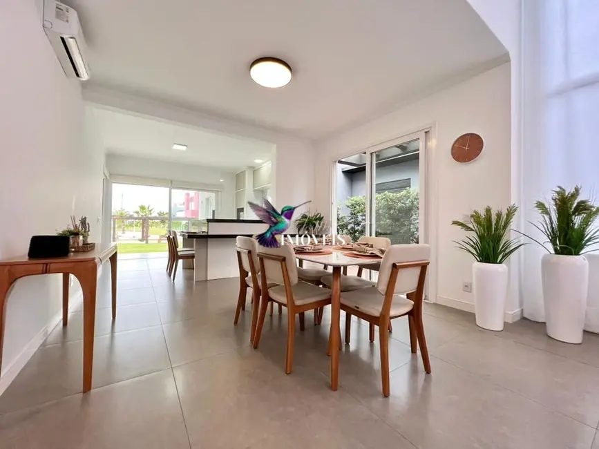 Foto 9 de Casa com 4 quartos à venda, 193m2 em Centro, Xangri-lá - RS