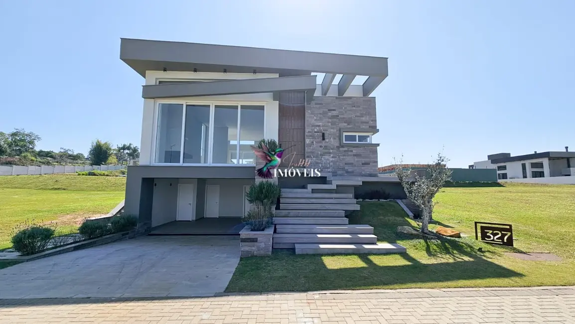 Foto 2 de Casa com 3 quartos à venda, 257m2 em Centro, Nova Santa Rita - RS