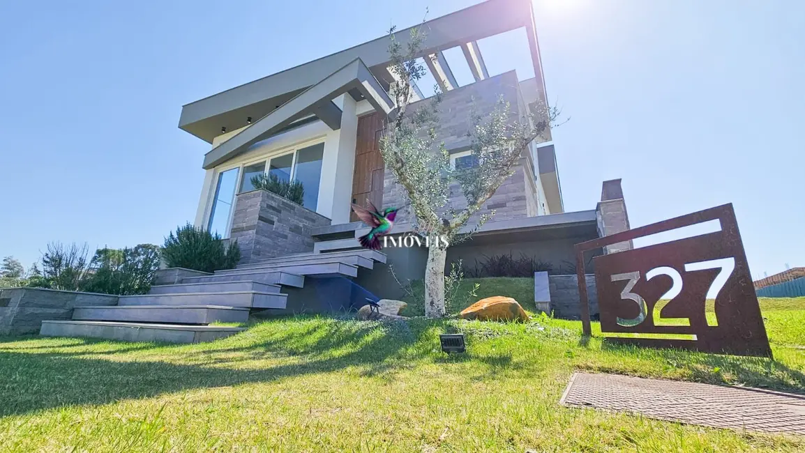 Foto 1 de Casa com 3 quartos à venda, 257m2 em Centro, Nova Santa Rita - RS