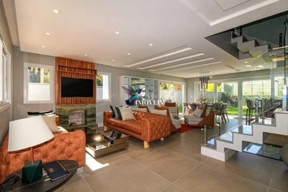 Foto 4 de Casa de Condomínio com 3 quartos à venda, 300m2 em Pedra Redonda, Porto Alegre - RS