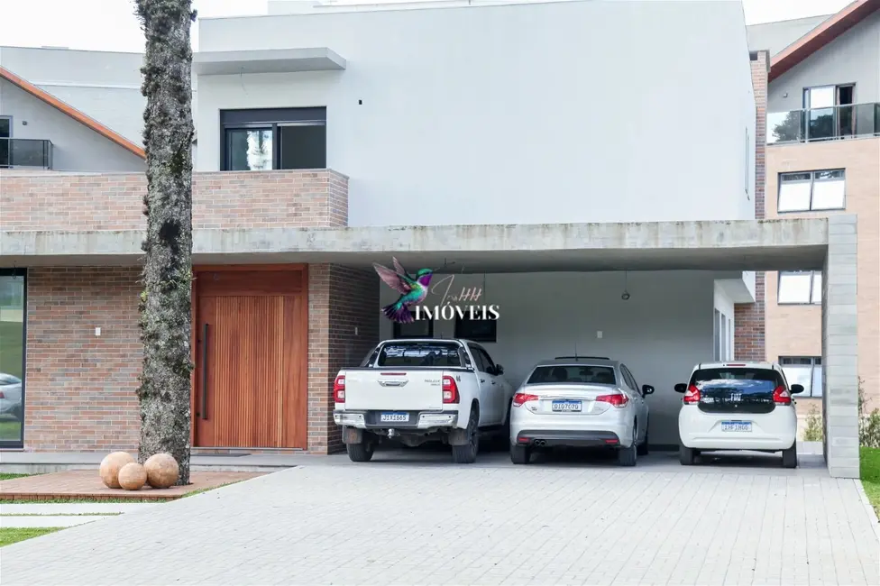 Casa com 4 quartos à venda, 412m2 em Centro, Canela - RS - imagem 3 Foto 3 de Casa com 4 quartos à venda, 412m2 em Centro, Canela - RS