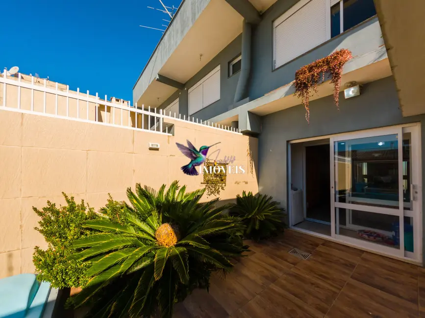 Foto 43 de Casa com 2 quartos à venda, 165m2 em Centro, Tramandai - RS