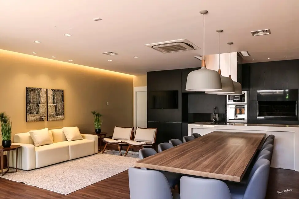 Apartamento com 4 quartos à venda, 327m2 em Moinhos de Vento, Porto Alegre - RS - imagem 6 Foto 6 de Apartamento com 4 quartos à venda, 327m2 em Moinhos de Vento, Porto Alegre - RS
