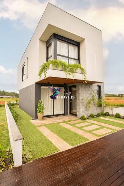 Casa de Condomínio com 3 quartos à venda, 145m2 em Barnabé, Gravatai - RS - imagem 4 Foto 4 de Casa de Condomínio com 3 quartos à venda, 145m2 em Barnabé, Gravatai - RS