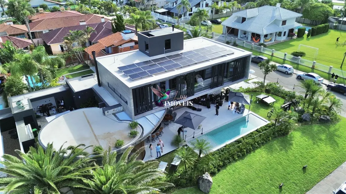 Foto 2 de Casa com 5 quartos à venda, 601m2 em Xangri-lá - RS