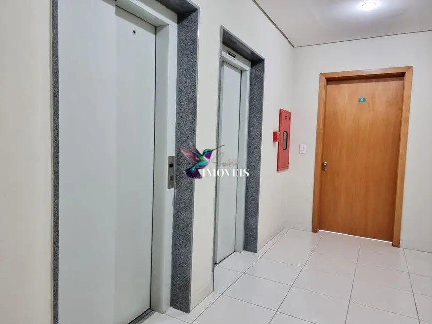 Foto 2 de Apartamento com 2 quartos à venda, 56m2 em Agronomia, Porto Alegre - RS