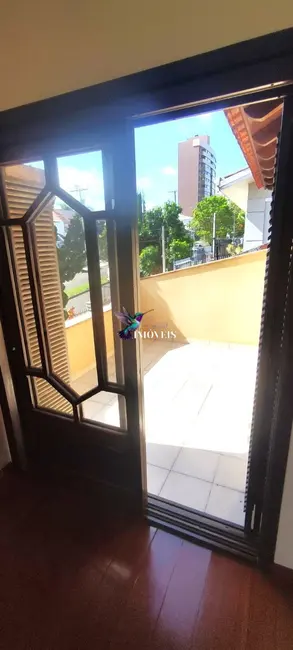 Foto 4 de Sobrado com 5 quartos à venda, 338m2 em Jardim Itu, Porto Alegre - RS