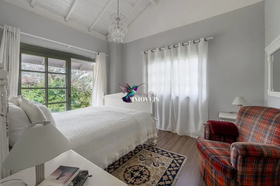 Foto 15 de Casa com 4 quartos à venda, 173m2 em Gramado - RS