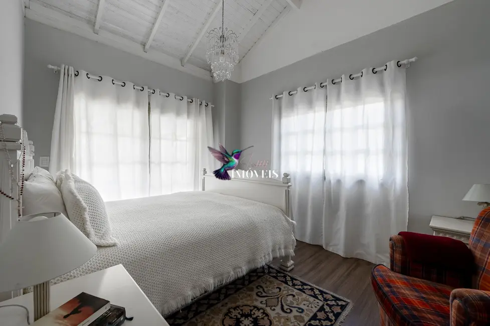 Foto 19 de Casa com 4 quartos à venda, 173m2 em Gramado - RS