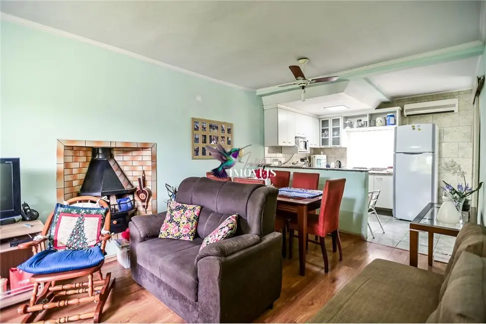 Casa com 2 quartos à venda, 149m2 em Passo da Areia, Porto Alegre - RS - imagem 7 Foto 7 de Casa com 2 quartos à venda, 149m2 em Passo da Areia, Porto Alegre - RS